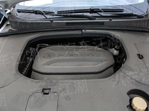 國產最大馬力牽引車