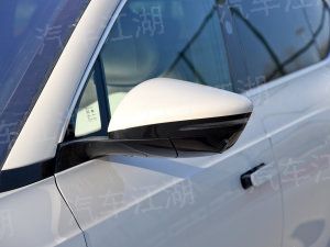 奔馳車內飾圖片真實照片