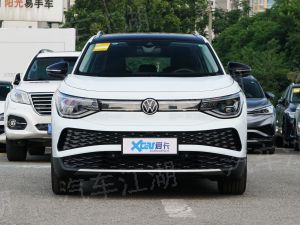 布加迪威航車身尺寸